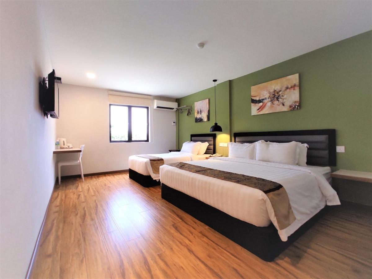 Apple Suites Hotel Sitiawan Extérieur photo