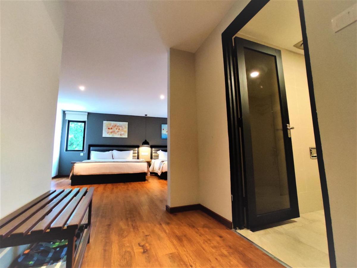 Apple Suites Hotel Sitiawan Extérieur photo