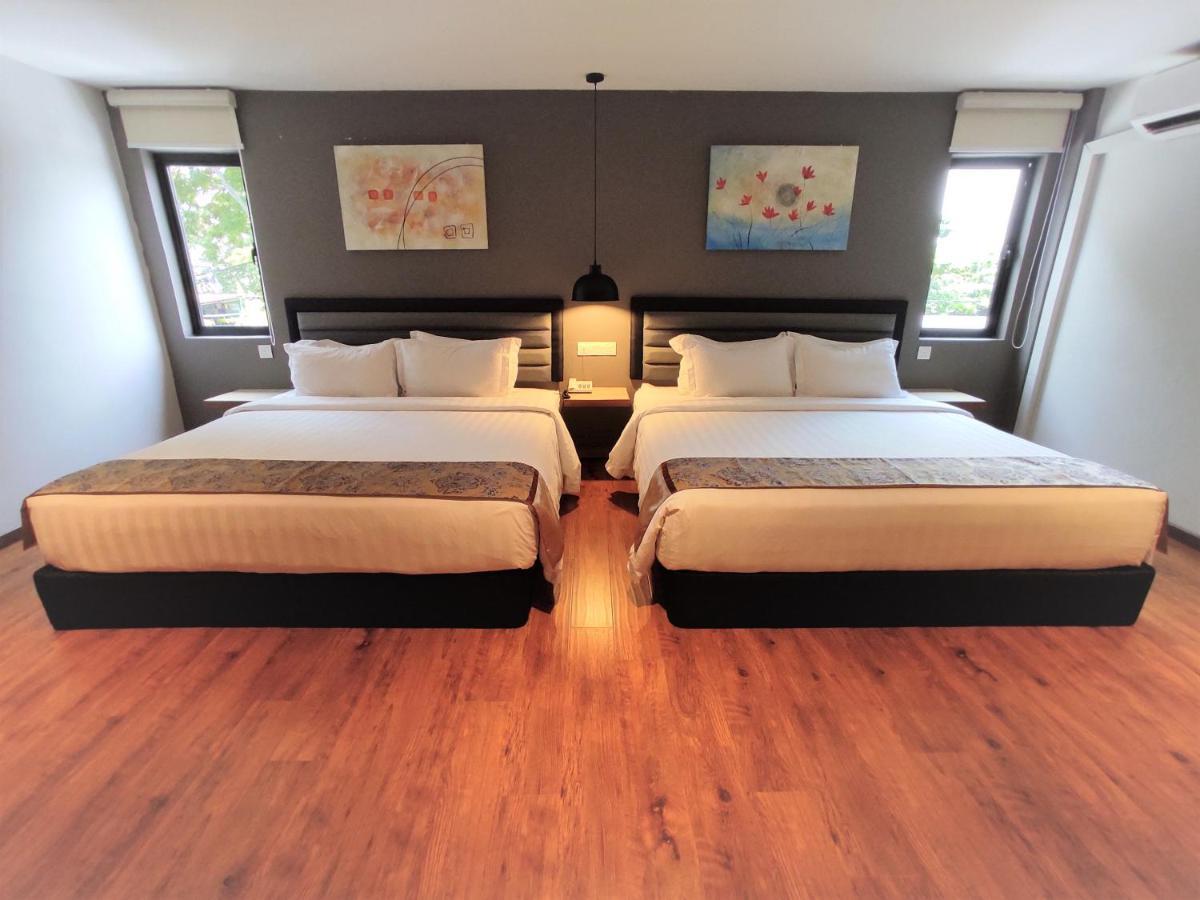 Apple Suites Hotel Sitiawan Extérieur photo