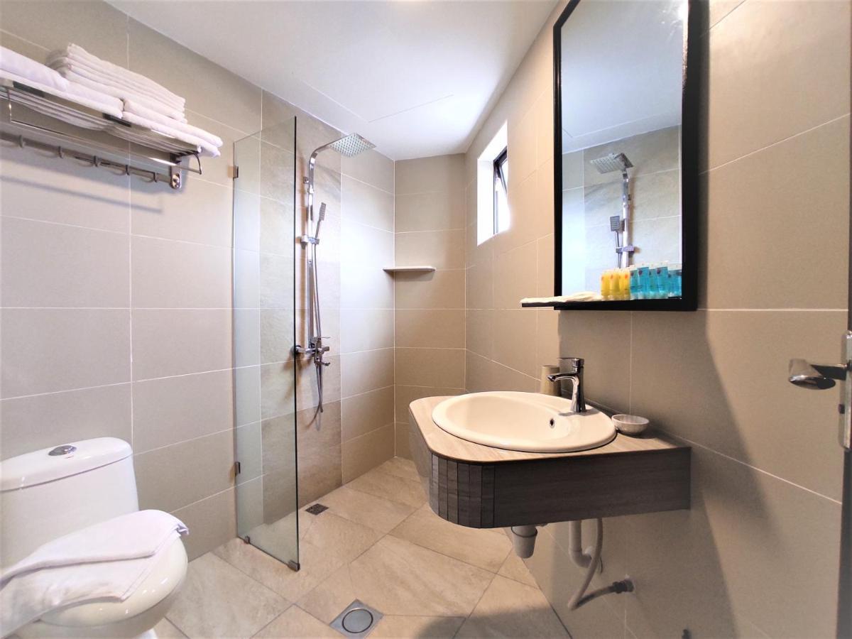 Apple Suites Hotel Sitiawan Extérieur photo