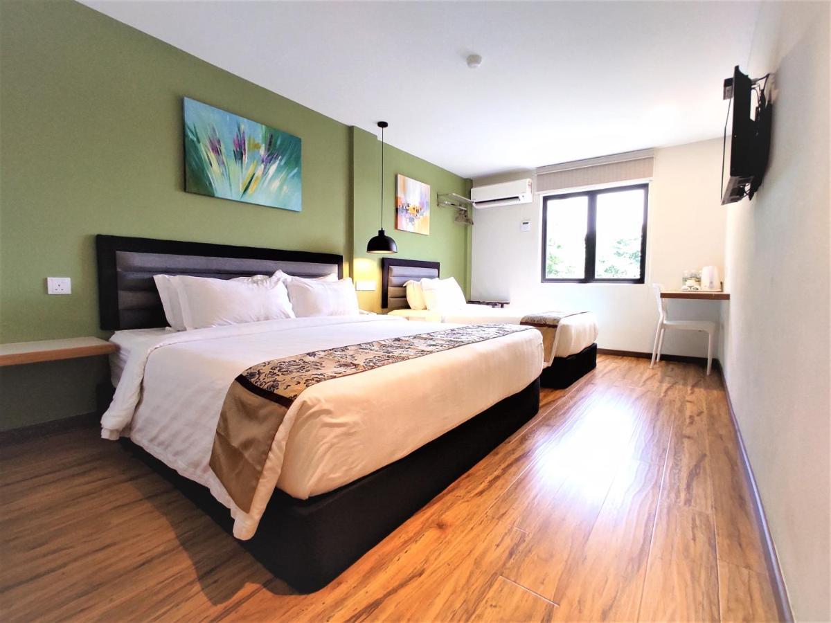 Apple Suites Hotel Sitiawan Extérieur photo