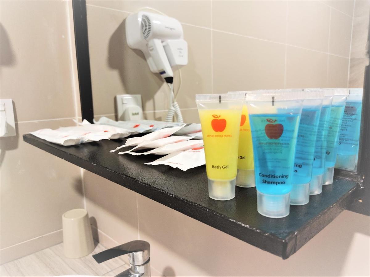 Apple Suites Hotel Sitiawan Extérieur photo