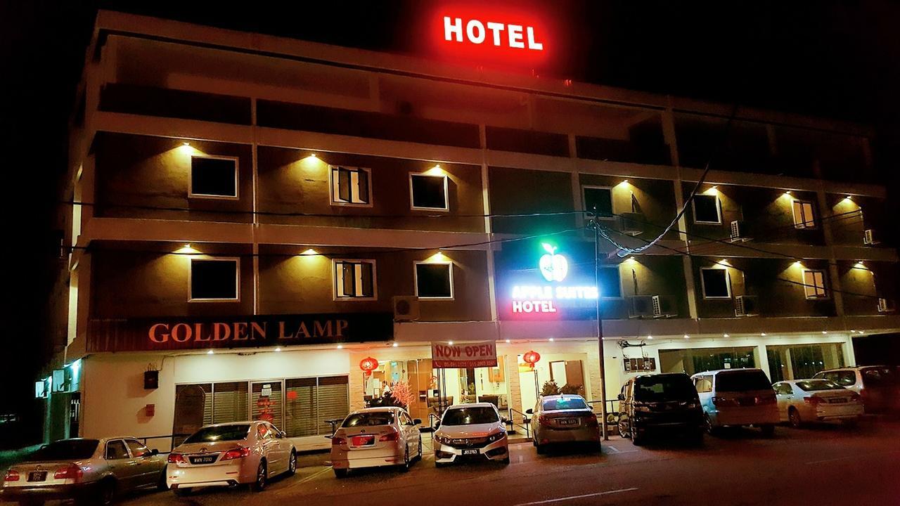 Apple Suites Hotel Sitiawan Extérieur photo